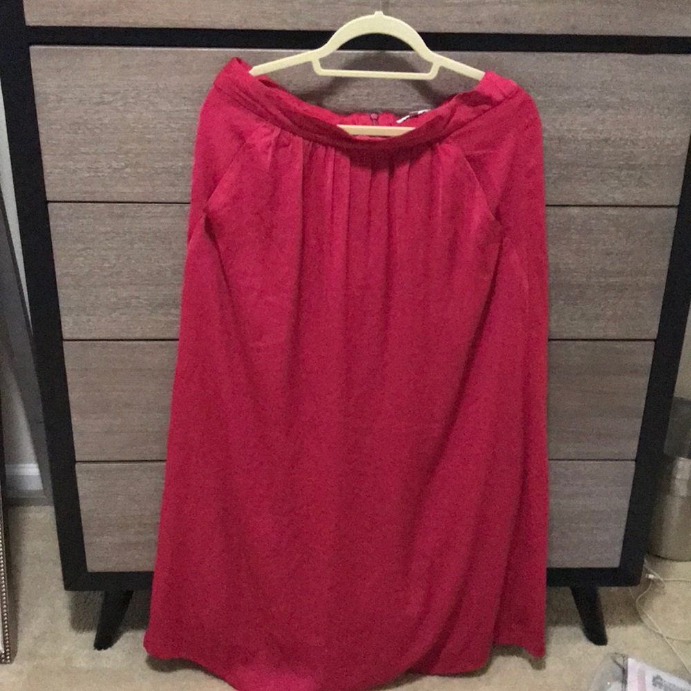 Cute maxi skirt with front pockets